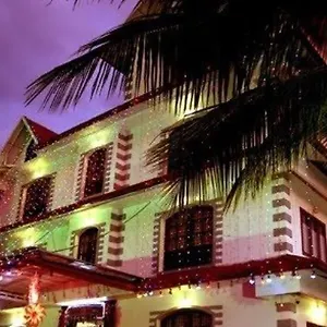 Hotel Souparnika Kottakkal